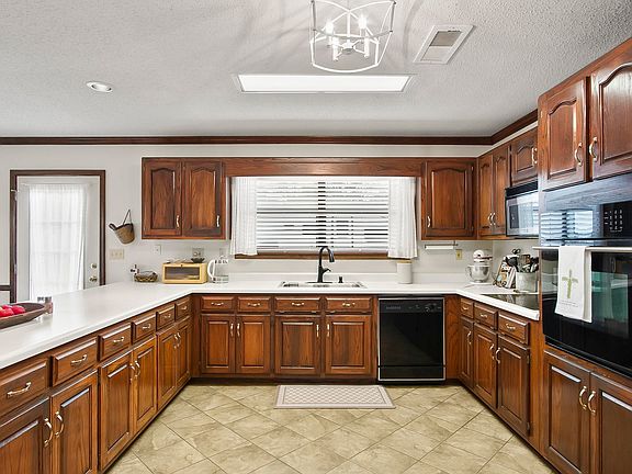 4th image of 11270 Maxwell Loop Rd