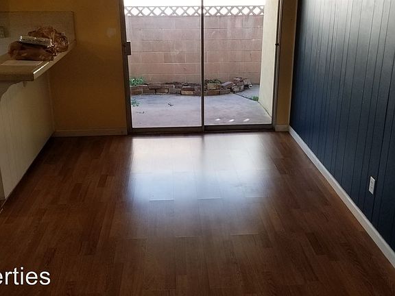 5th image of 3832 Green Ave APT 1