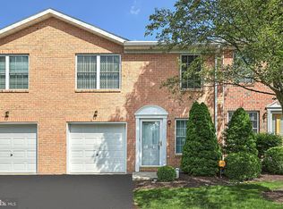 113 Silver Screen Dr #113, York, PA 17402