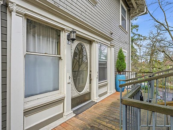 3rd image of 2386 NW Glisan St APT 9