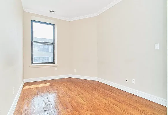 Rented by Compass | media 14