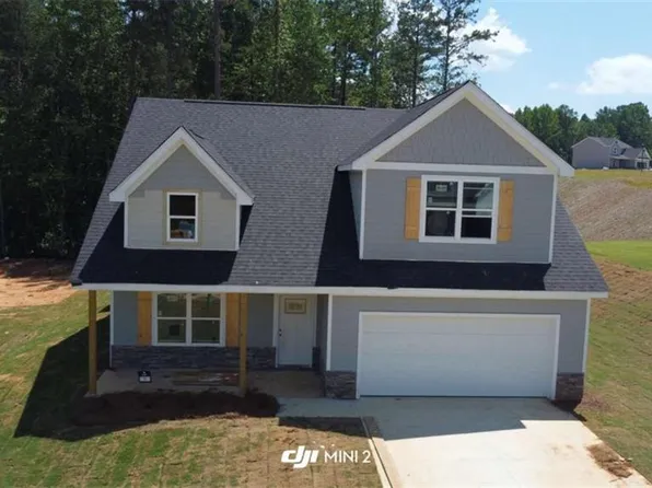 6458 Plantation Station Dr, Lula, GA 30554