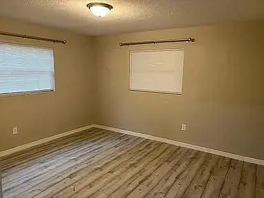2nd image of 5801 S 36th Ave #B