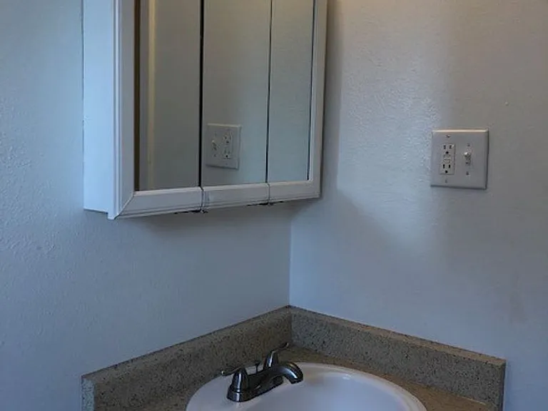 3401 S Marion St — Photo 7