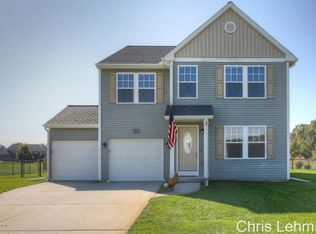7420 Black Pine Dr, Cedar Springs, MI 49319