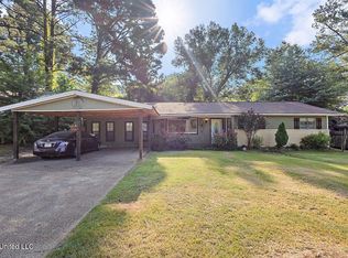 3142 Bienville Dr, Jackson, MS 39212