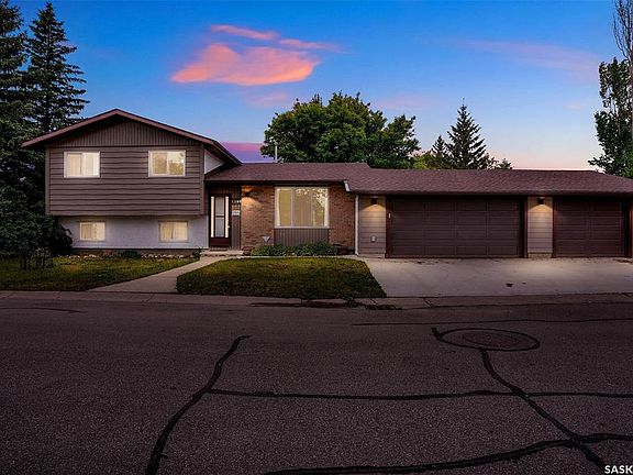 3rd image of 1244 Runciman CRESCENT N