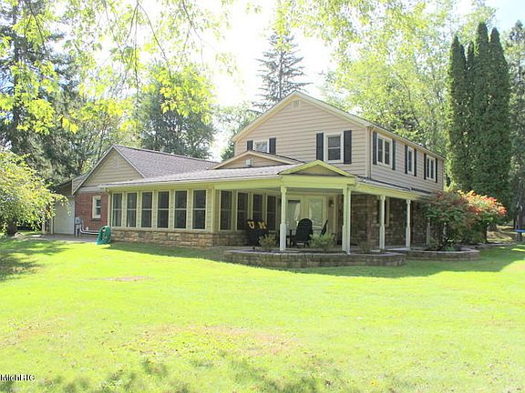 2nd image of 36 Goodrich Ave