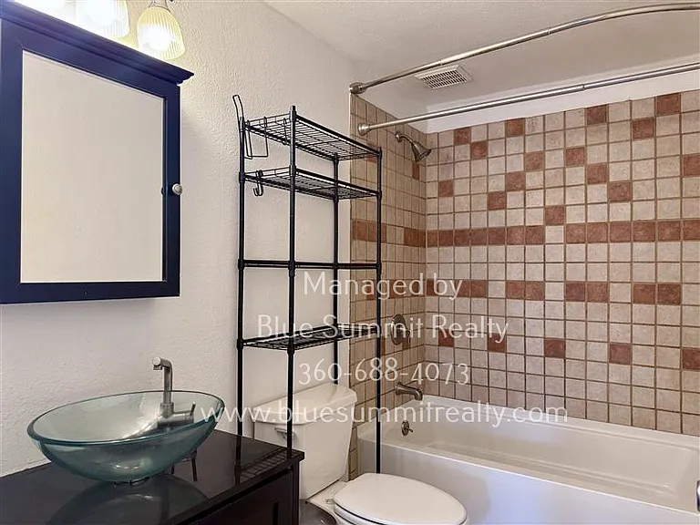 822 N 6th Ave SW — Photo 13