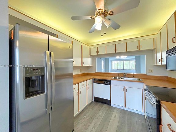 3rd image of 9493 N Belfort Cir #304