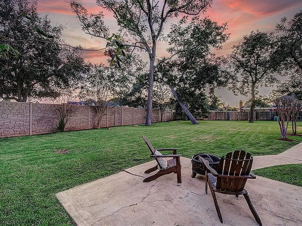1st image of 22207 Rustic Oak Ct #1