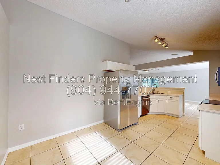 3212 Shadow Creek Rd — Photo 15
