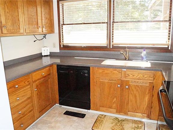 4th image of 2553 E Scenic Dr