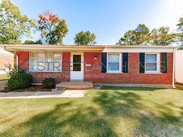 10608 Trask Dr, Saint Louis, MO 63136
