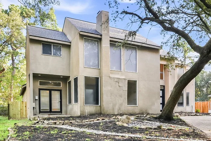 5 bed, 3.5 bath, 3683 sqft, $3,045 — Photo 4