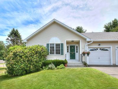 84 Cider Mill Lane, Trumbull, CT, 06611