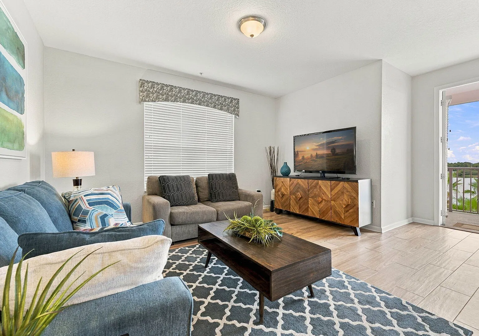 Cayview Ave — Photo 1