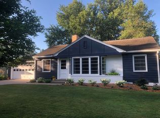 828 Oak Knoll Ave, River Falls, WI 54022