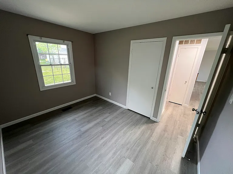 8 Marboro Ln — Photo 15