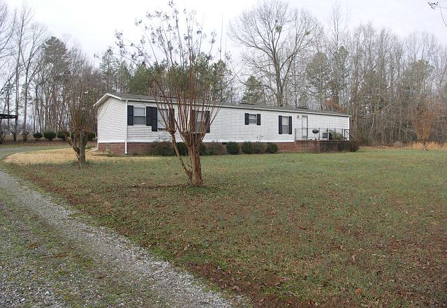 1st image of 439 Holiday Shores Dr