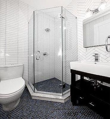3rd image of 210 E 95th St APT 4B