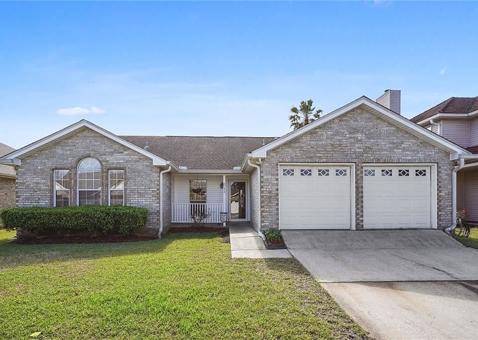 1st image of 2133 Bradford Pl
