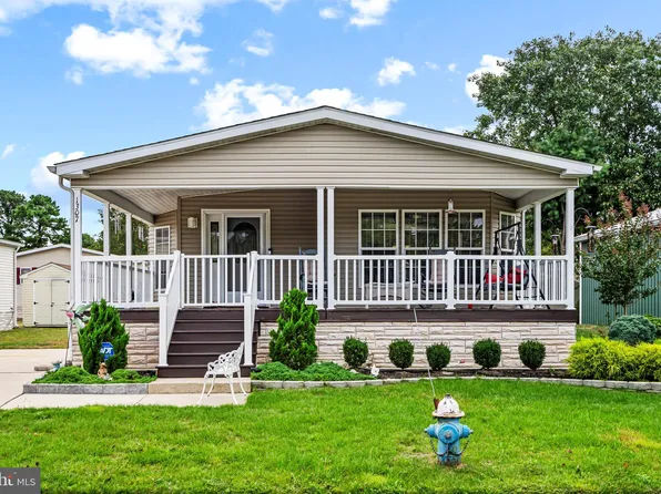 1307 Floral Way, Whiting, NJ 08759