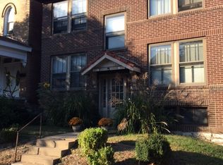 3001-3003 Shenandoah Ave, Saint Louis, MO 63104