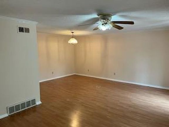 2nd image of 3068 Greenlodge Ln