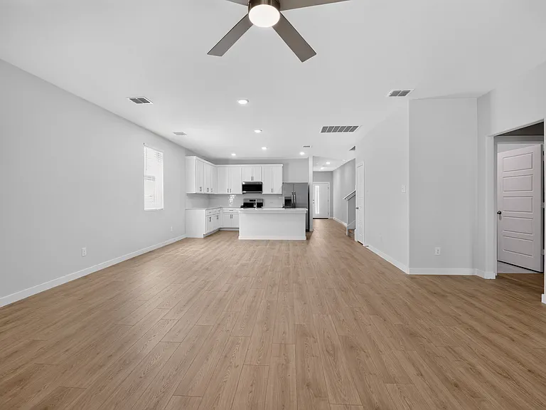 3508 Brazos Dr — Photo 9