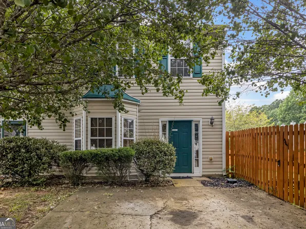 5475 Hampton Ct S, Atlanta, GA 30349
