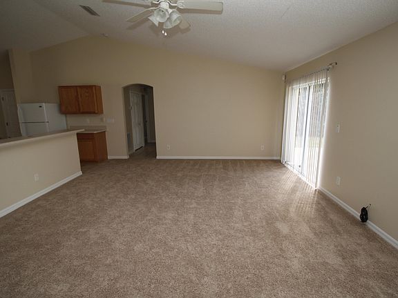 4th image of 838 Bayharbor Ave SE