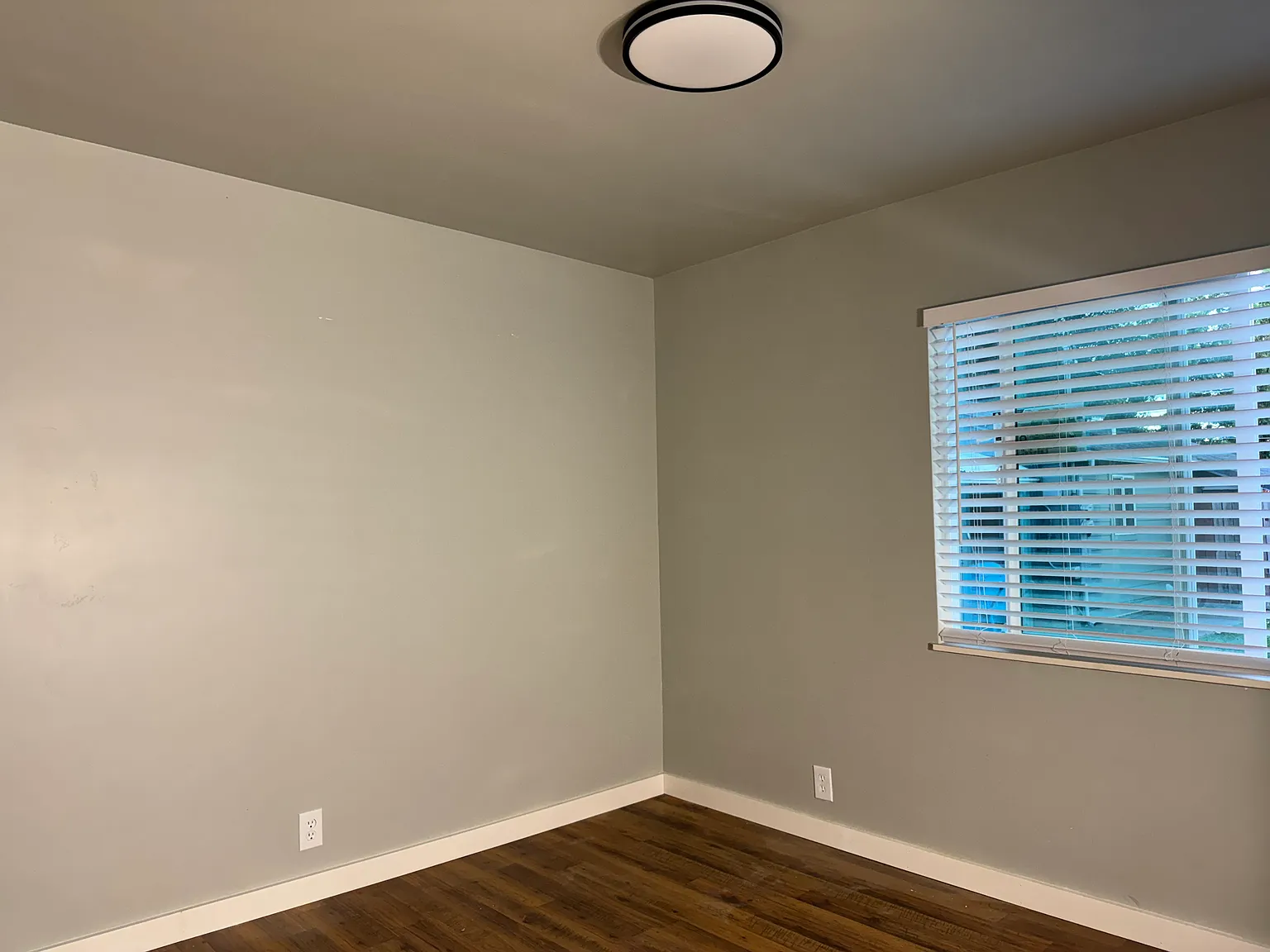 1 bed, $1,075 — Photo 4
