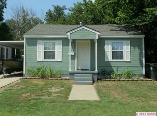 2114 Hayes St, Muskogee, OK 74403