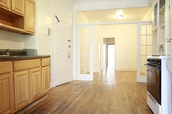 Rented by Rennit Inc. | media 20