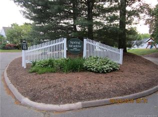 16 Fox Holw, Avon, CT 06001