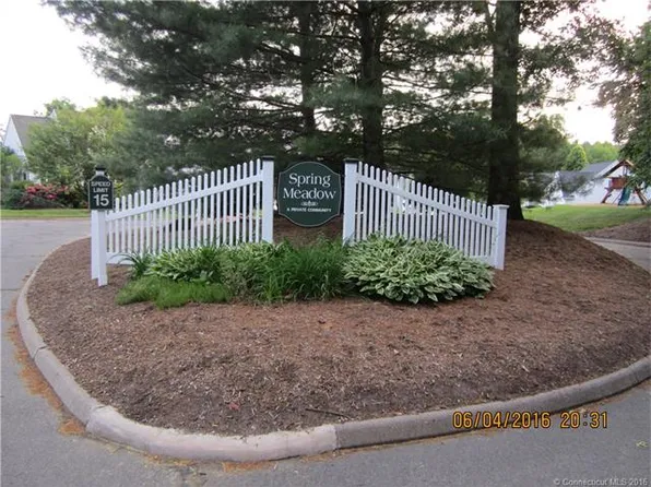 16 Fox Holw, Avon, CT 06001