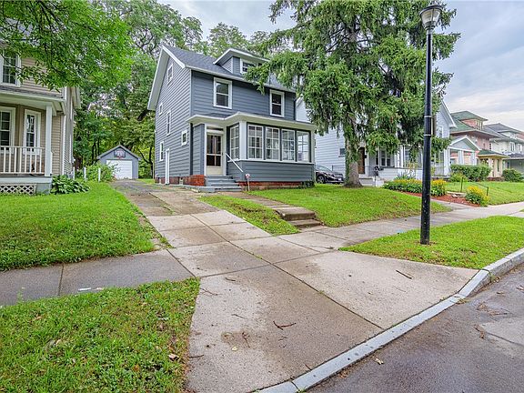2nd image of 70 Monica St