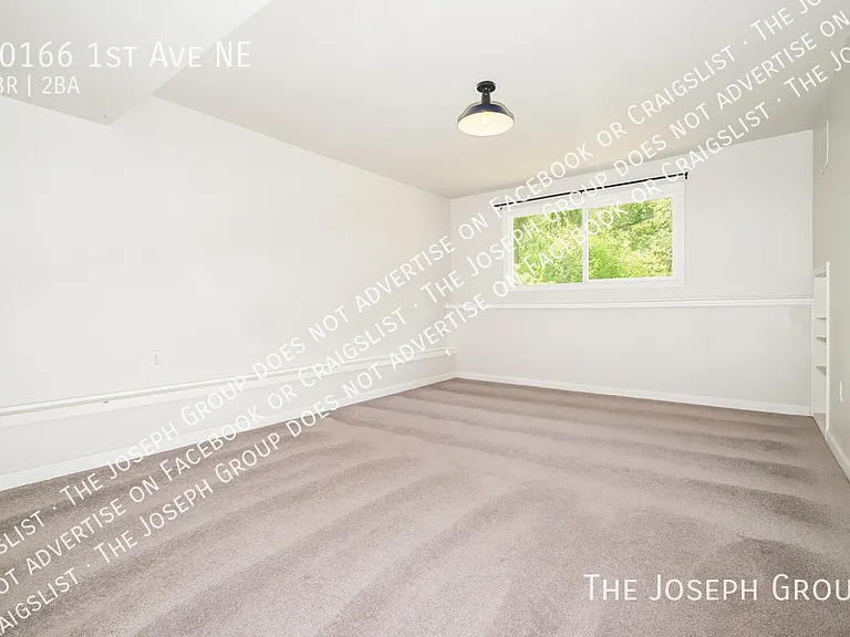 20166 1st Ave NE — Photo 16