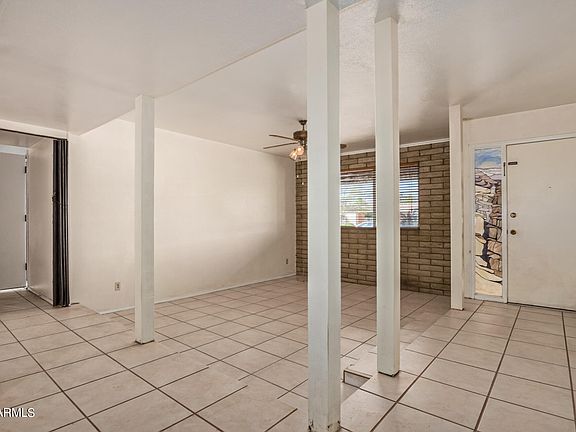 5th image of 3209 W PARADISE Drive
