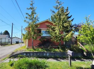 632 E 10th St, Port Angeles, WA