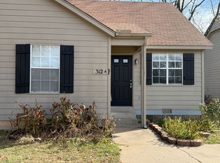 312 N Delaware St #A, Catoosa, OK 74015