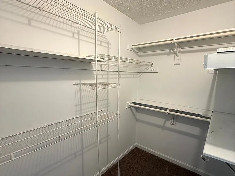 5481 Landview Pl — Photo 17