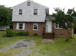 805 N Gillfield Dr, Petersburg, VA 23803