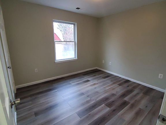 5th image of 51 Seymour Ave #3L