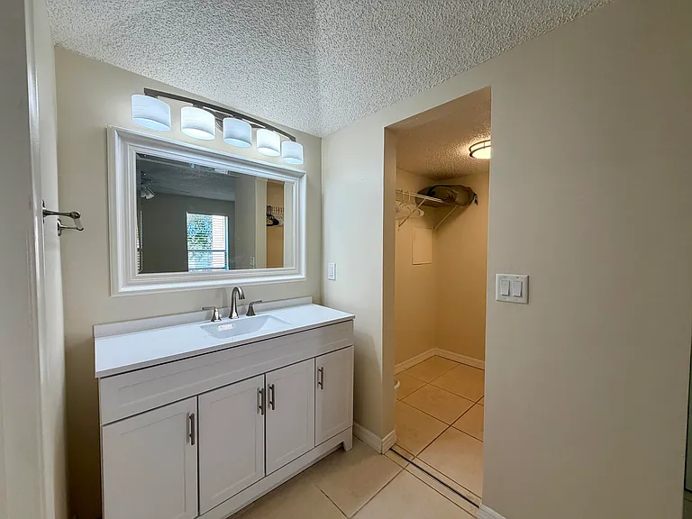 2800 Fiore Way #201 — Photo 11