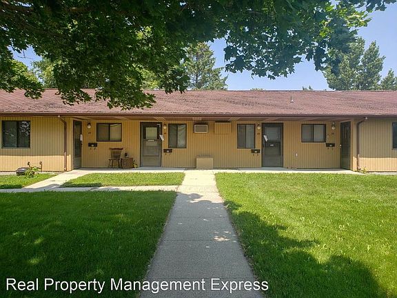 5th image of 303 N 3rd St #10596650