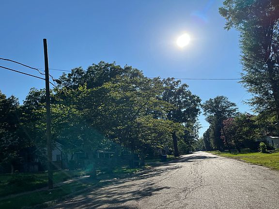5th image of 501 Lamar Ave