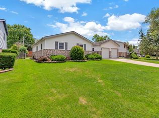 9149 S 89th Ave, Oak Lawn, IL