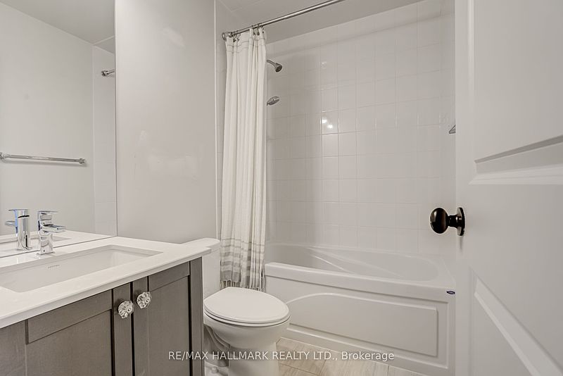Ajax Townhouse for rent - 3 Bedrooms — photo 25